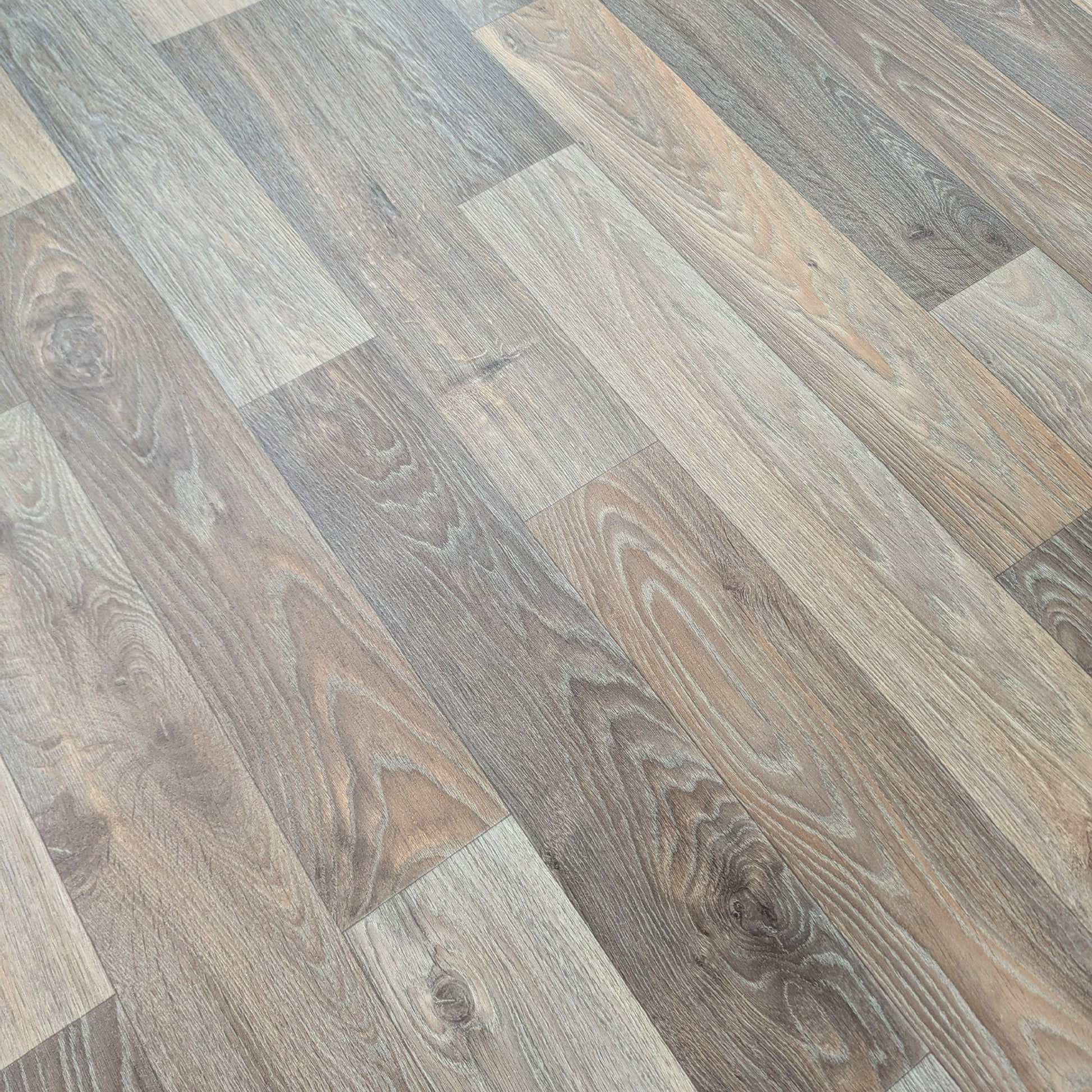 Vinyl Flooring Roll Wood Effect High Quaility Textured R10 Anti Slip Coating 4 WAY - 4-Way Stretch